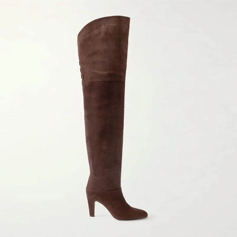 Chic Suede Knee-High Boots for Winter Elegance