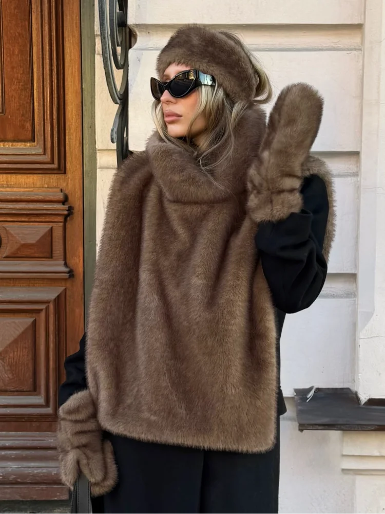 Chic Brown Faux Fur Vest Women's Casual Loose Fit Sleeveless Winter Warm Crop Waistcoat Lady High Street Thick Outerwear 2025