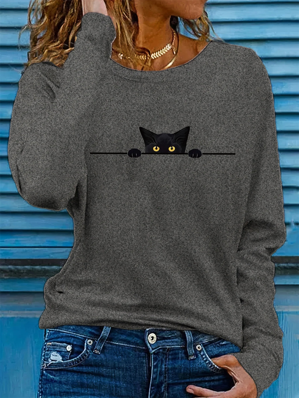 Chic Cat Graphic Women's Long Sleeve T-Shirt