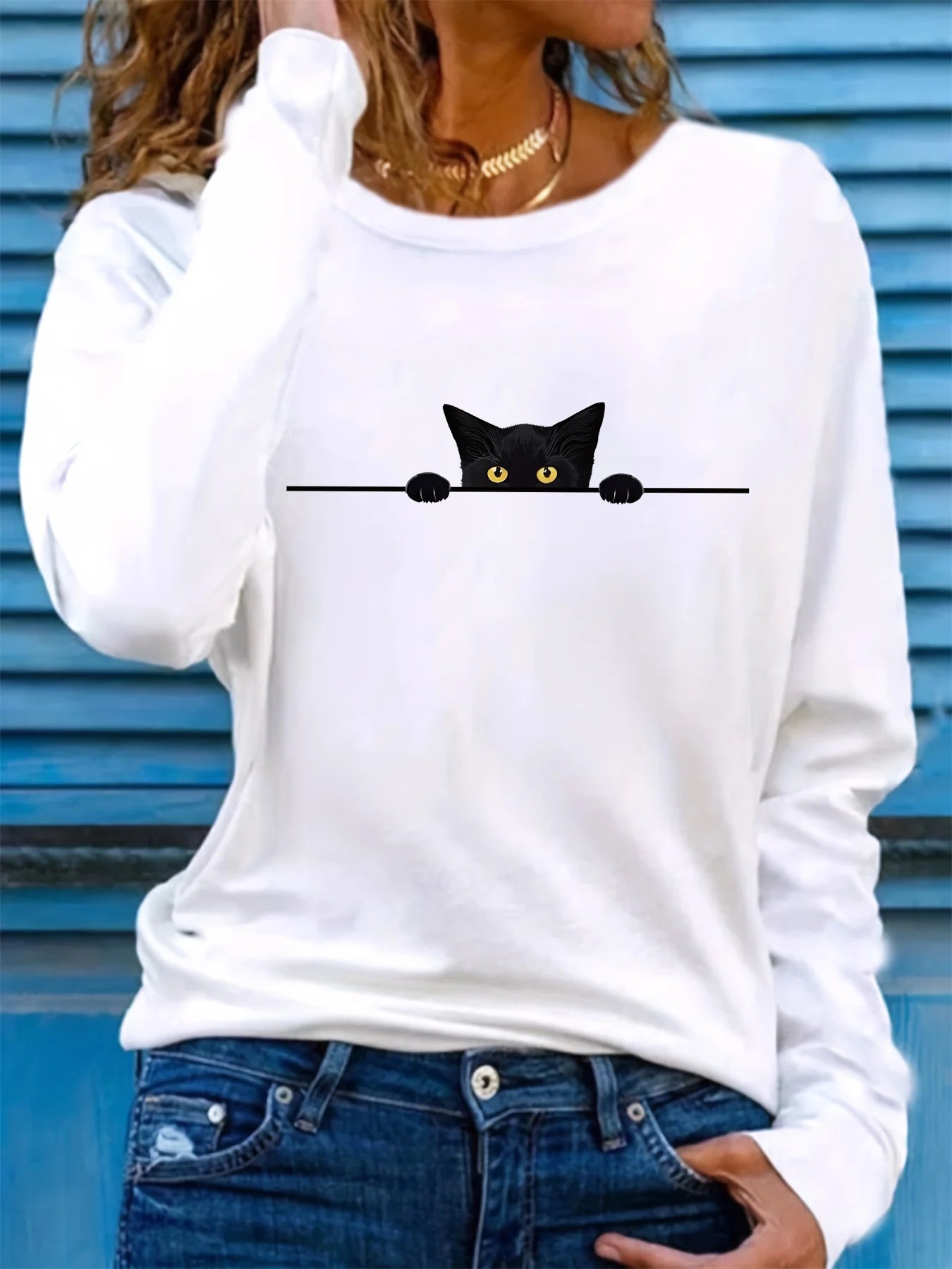 Chic Cat Graphic Women's Long Sleeve T-Shirt
