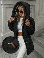 Coleção Outono/Inverno 2025: Casaco Puffer de Comprimento Médio Acolchoado, Jaqueta com Capuz Quente e Estilo Casual Moderno, Cinto Ajustável, Fechamento com Zíper, Ideal para o Dia a Dia e Atividades ao Ar Livre