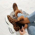 Botas de Plataforma MZMQS para Mulheres com Fecho de Zíper - Sola Grossa Antiderrapante em PU, Sapatos Quentes para o Inverno - Botas Pretas para Looks Casuais e Formais, Aumento Confortável de Altura, Design com Babado Peludo, Calçados Duráveis e Forrados a Lã, Moda Feminina