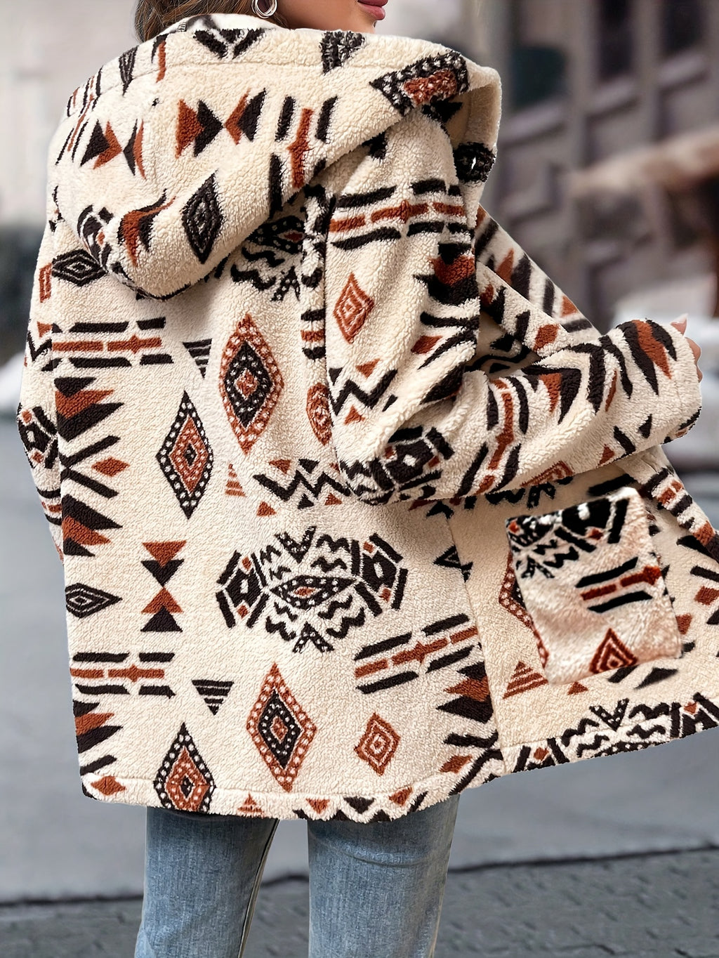Casaco de Fleece com Capuz e Estampa Geométrica Asteca para Mulheres - Jaqueta Casual de Comprimento Médio com Bolsos Frontais, Lavável à Máquina & Fechamento de Botão Único para Passeios de Outono/Inverno, Moda de Outono, Design Étnico, Calor Duradouro
