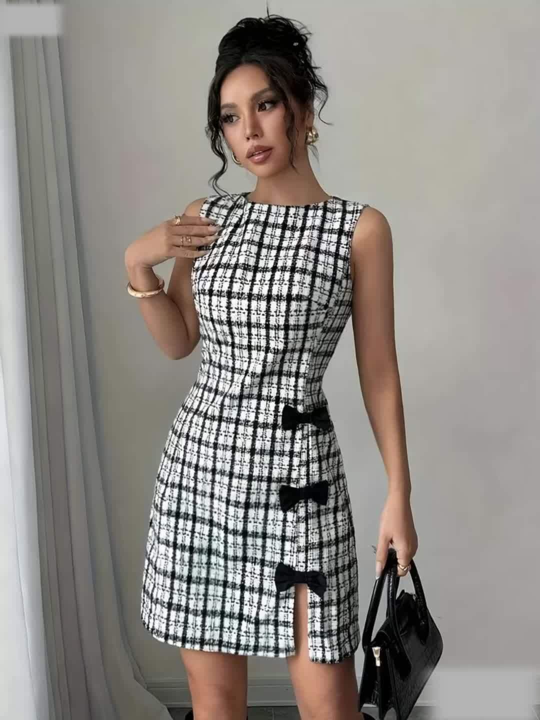 Vestido Curto Feminino Estilo Francês - Ajuste Slim Sem Mangas Gola Redonda com Laço Preto e Branco, Casual a Elegante para Primavera/Outono, Convidada de Casamento, Festa, Brunch - Coleção Especial Elegante (Sem Acolchoado)