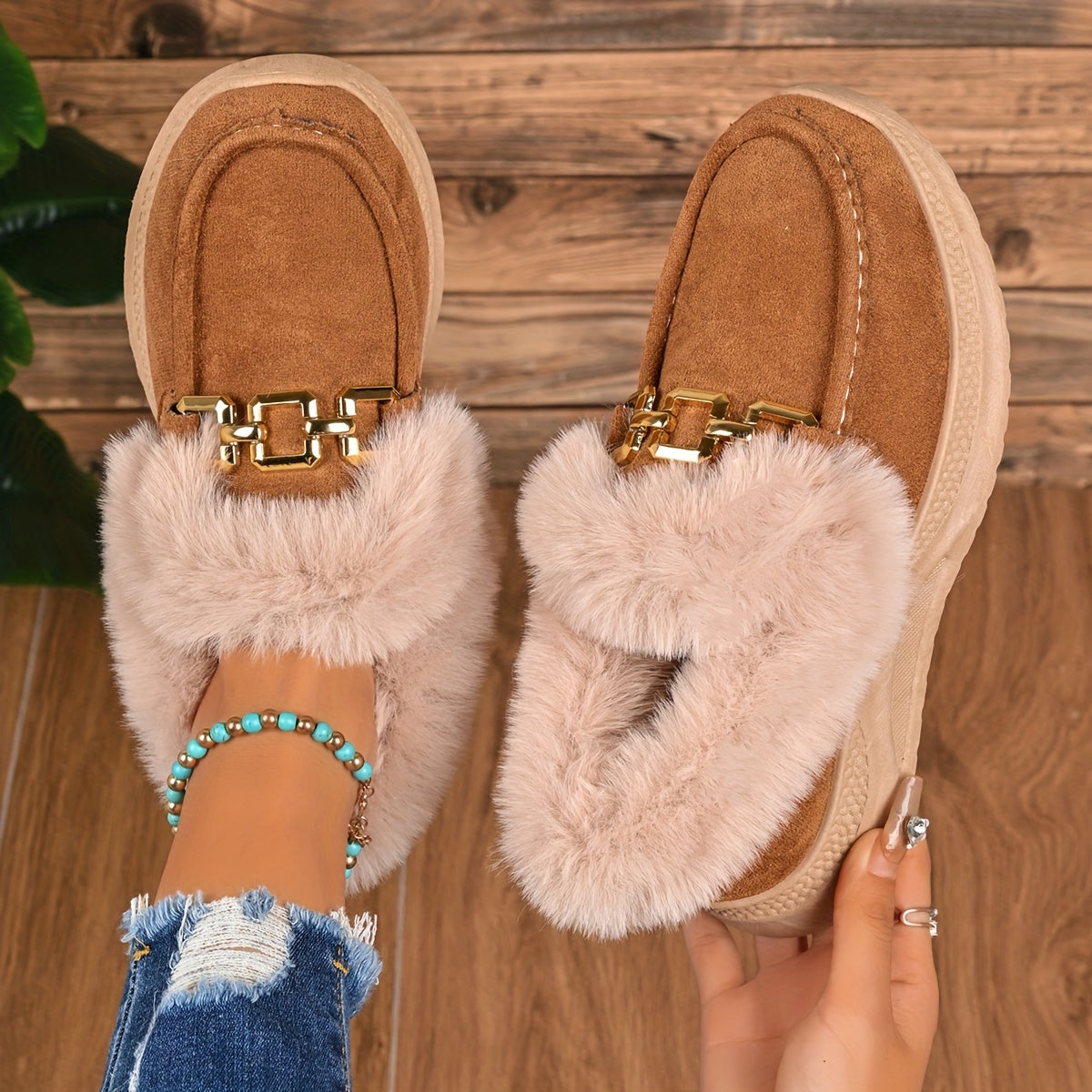 Botas de neve de inverno para mulheres com sola de plataforma grossa - Fáceis de calçar/descalçar, palmilha acolchoada e sola de PVC antiderrapante - Sapatos de clima frio marrom/bege para uso diário, viagens, festas - Presente de calçado de inverno aconchegante para mulheres, calçado de festa, interior forrado de pelúcia, sapatos de inverno para mulheres, tênis de inverno para mulheres, botas de inverno para mulheres