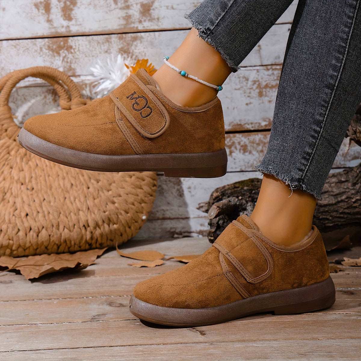 Botas de Inverno Femininas - Fecho Slip-On, Sola de Borracha Antiderrapante, Palmilha Acolchoada - Botas Quentes para Clima Frio para Uso Diário, Viagens, Presente de Halloween Para Mulheres, Botas de Inverno Femininas, Calçado de Festa, Design de Biqueira Redonda, Construção Durável, sola antiderrapante