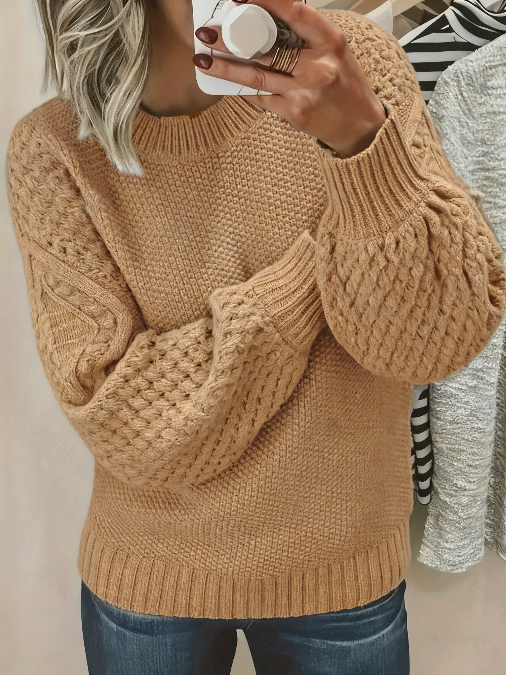 Suéter Casual Oversized Feminino Outono Inverno 2024 - Rosa Suave com Gola Redonda e Manga Longa Design Abajur, Ajuste Confortável para Tamanhos Grandes, Lavagem Manual, Estampa Texturizada, Tecido de Fio de Qualidade