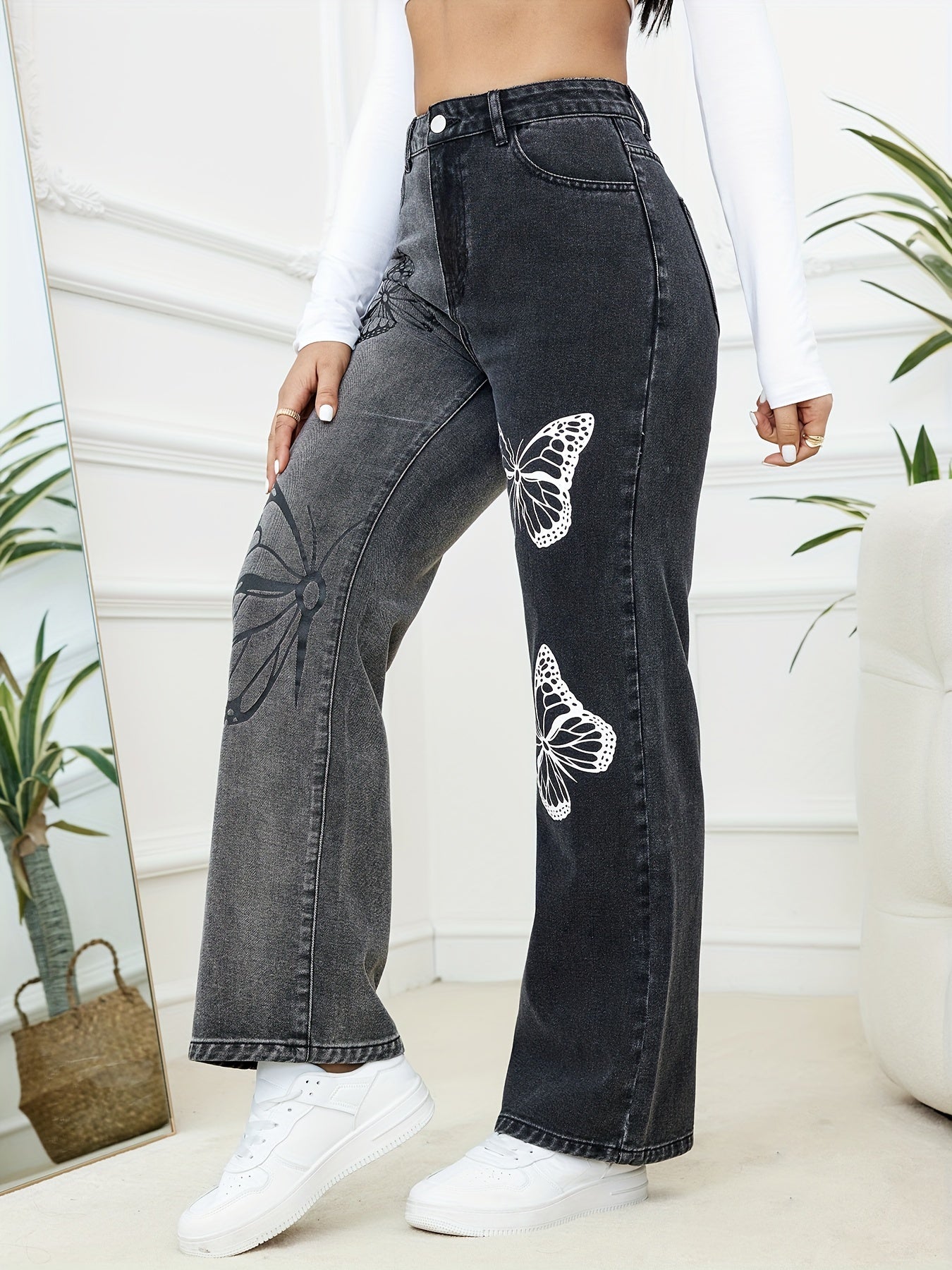 Guns Elegantes de Cintura Alta com Estampa de Borboletas para Mulheres - Denim Estiloso com Tecido Não Elástico, Lavável à Máquina, Preto com Borboletas Brancas