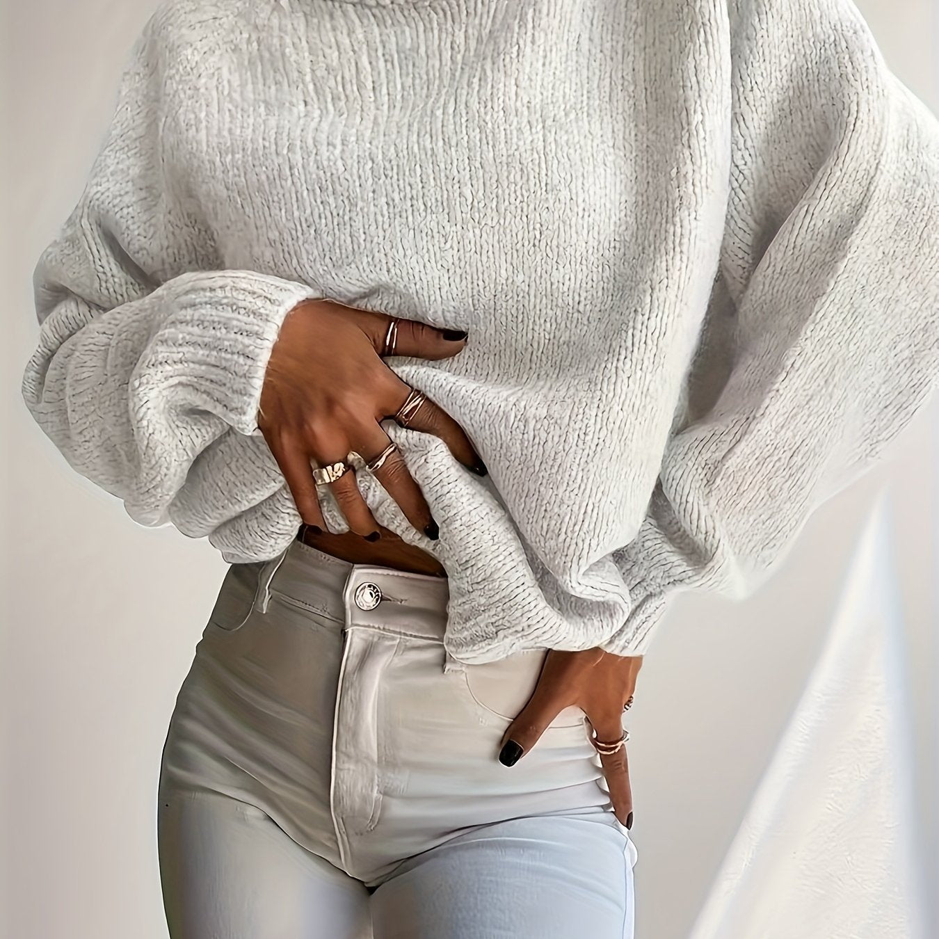 Elegant Women's Round Neck Sweater - Cozy Minimalist Winter Essential