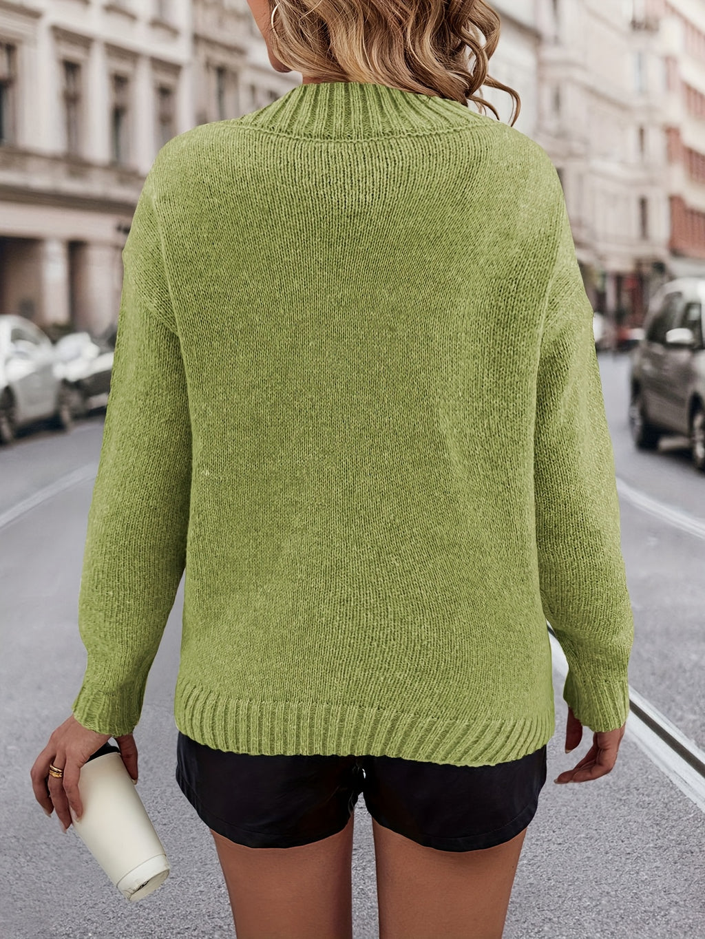 Blusa Casual de Gola V com Estampa em Contraste e Tecido Solto em Estoque