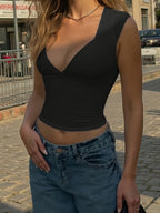 Top Curto Sexy Decote em V Profundo | Alta Elasticidade, Colete Preto Sólido Sem Mangas, Versátil para Todas as Estações, Roupa Casual e de Noite, Design Slim Fit