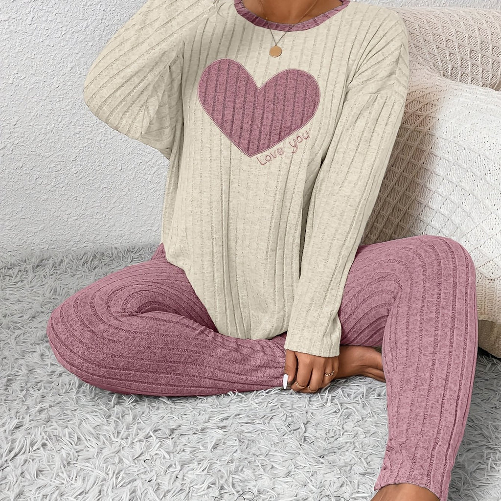 Elegant Heart Loungewear Set - Cozy Minimalist Design