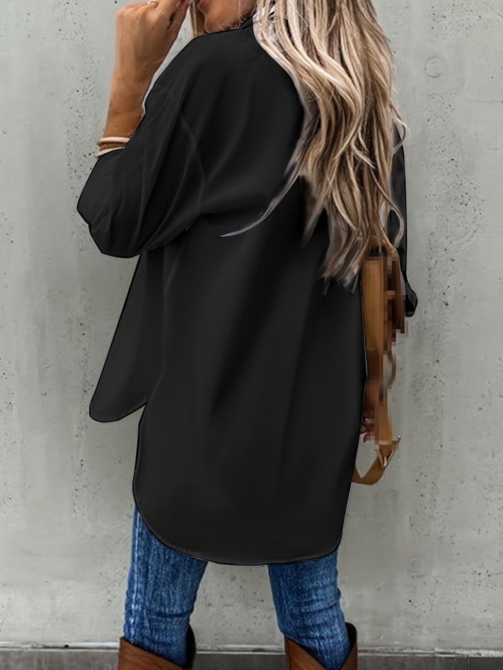 Camisa de botão casual de manga comprida para mulher - Cor sólida, corte relaxado, design de manga 3/4 com bolso no peito, top versátil para todas as estações para atuário casual, vestuário casual | Camisa de corte relaxado | Frente de botão