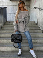 Blusa Plus Size Feminina de Ombro a Descoberto - Pulôver Solto e Estiloso para Outono/Inverno, Looks Casuais e Formais - Lavável à Mão, Moda Feminina, Tricô Moderno, Costura de Qualidade, Roupa de Escritório, Tecido Aconchegante, Top de Malha, Vestuário Invernoso