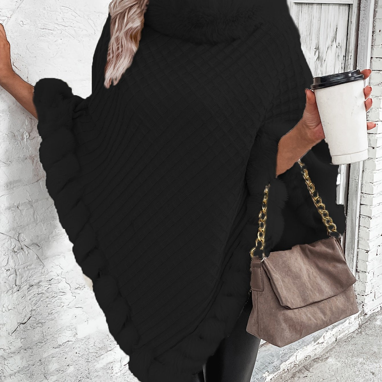 Elegant Women's Cape Coat with Faux Fur Collar