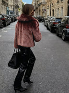 Jaqueta Curta de Inverno com Forro de Pelo Falso - Casaco Macio e Quente Ideal para Outono/Inverno, Lavável na Máquina, Casaco Curto Casual em Cor Sólida com Detalhes em Pelo Falso Bege Claro