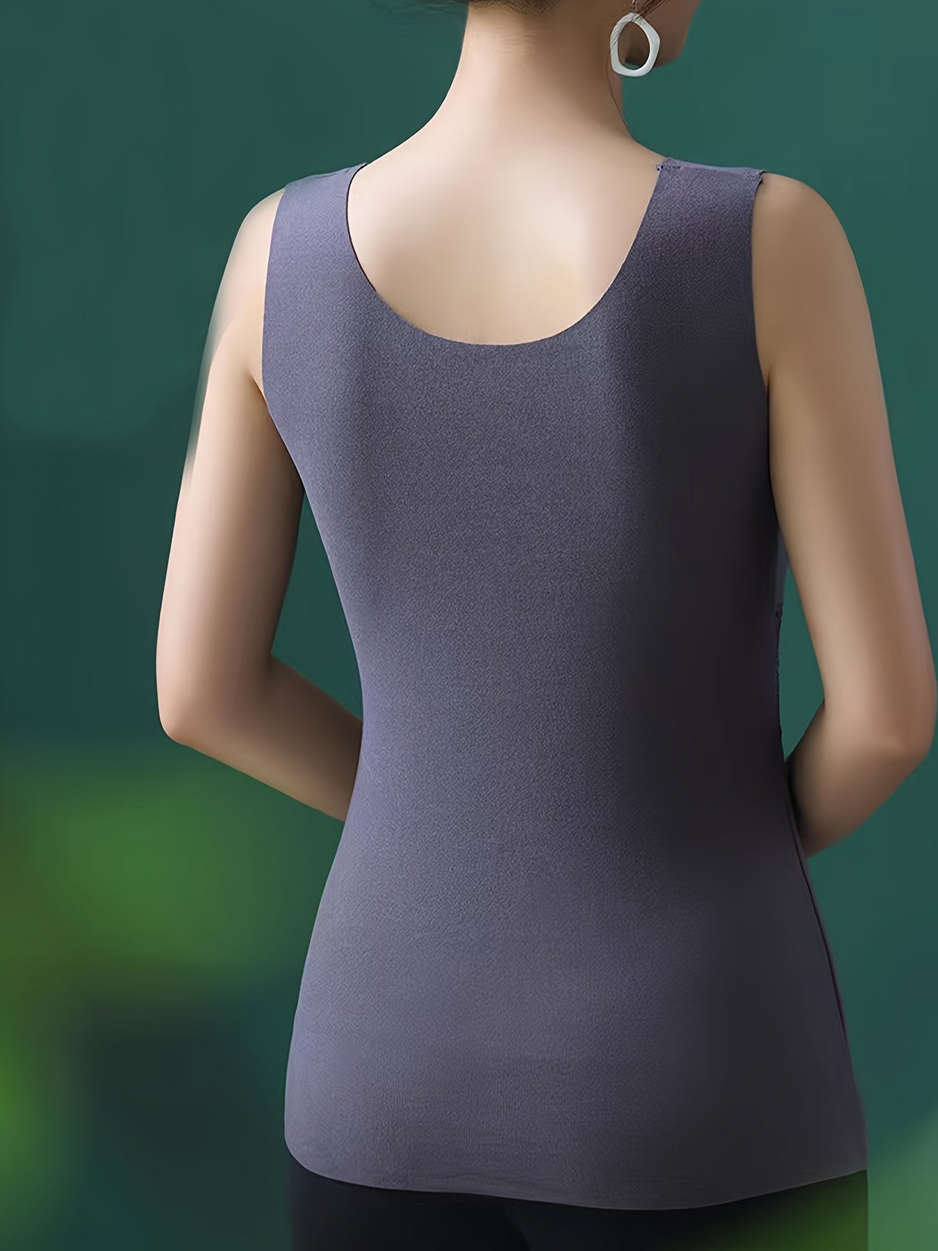 Conjunto de 2 Tops de Camisola Térmica de Veludo para Mulher com Soutien Incorporado, Elegante Top de Alças com Decote em V de Renda, Camisola Modeladora Quente de Inverno Forrada a Pelúcia sem Mangas - Preto & Bege