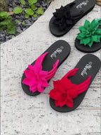 Chinelas Florais para Mulheres, com Decoração Floral, em Cores Sólidas, para Todas as Estações, de Calçar, Estilo de Férias, Com Parte Superior em Tecido, Sola e Palmilha em EVA, Salto Médio, com Origem em Taizhou para a América do Norte e Europa.