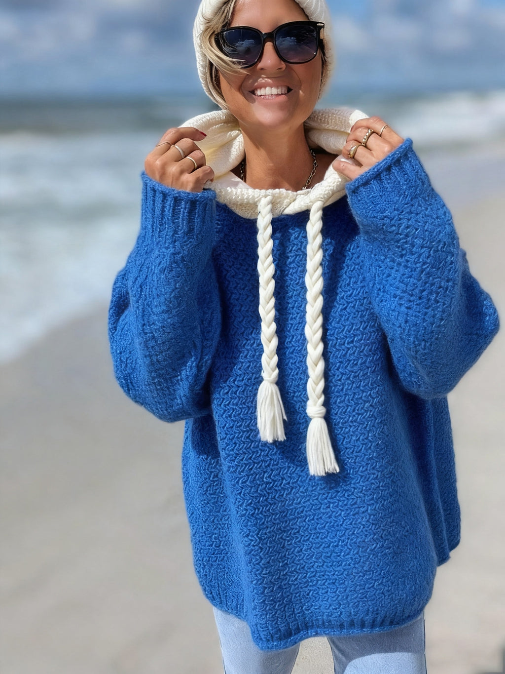 Blusa Feminina Elegante com Capuz - Suéter Semi-Transparente Macio e Detalhes de Franjas, Manga Longa Lavável na Máquina para Outono/Inverno, Casual ou Formal, Tecido Durável, Corte Relaxado