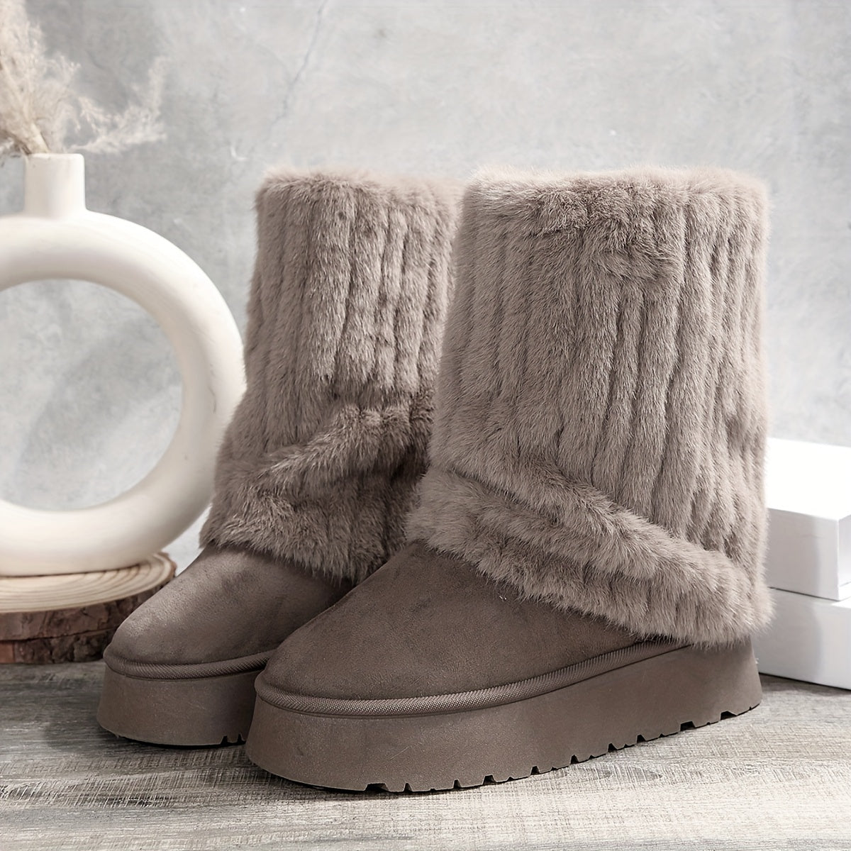 Botas de Inverno Femininas Plus Size com Gola e Borda Pelúcia - Solado Alto/Curso (Ajustável) para Neve, Cano Curto ou Longo em Bege Faux-Fur & Soleira Antiderrapante – Calçados Aconchegantes contra o Frio, Botas de Inverno para Mulheres, Roupas de Inverno para Mulheres, Botas, Botas de Neve para Mulheres, Roupas de Inverno para Mulheres, Botas para Mulheres de Inverno, Bota Feminina, Botas de Neve para Mulheres, Roupas de Inverno Femininas, Botas para Mulheres Tamanho Plus,