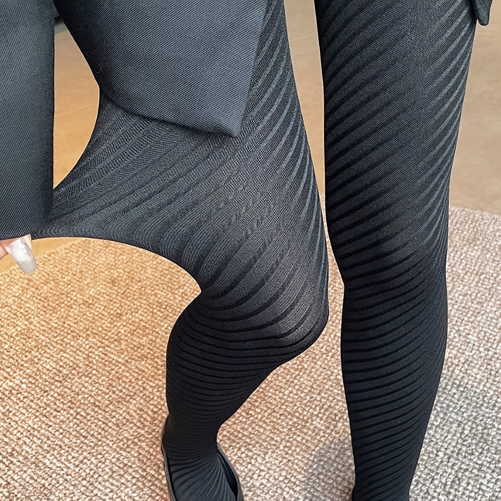 Meias-calças Femininas Estilo Japonês com Listras Inclinadas - Design Gradiente Ajustável Grosso e Fino, Preto e Cinza Carvão, Versáteis para Looks Casuais e Especiais, Leggings Modernas e Confortáveis