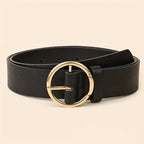 Um conjunto de três cintos minimalistas e elegantes para mulheres, cintos clássicos para jeans e vestidos, com um design que inclui três, dois e um fecho de metal, cintos de cor sólida elegantes, perfeitos para acessórios de cintura no dia a dia.