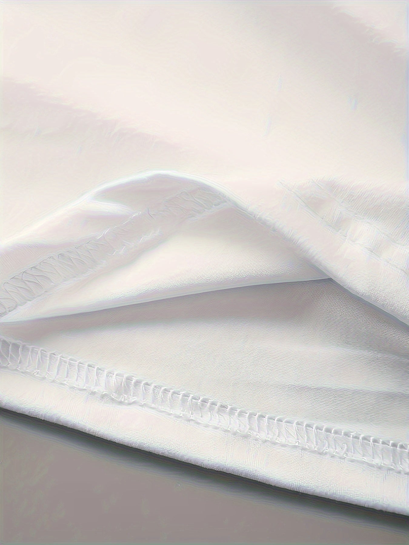 Camiseta Gráfica Inspirada no Episódio Central Perk da Série Friends - Personagens e Frases Icônicas, Manga Longa com Gola Redonda Macia, Lavagem à Máquina, Íntegra para Fãs de "Friends" (Design do Logo WB) - Camiseta Pop Culture das Séries TV com Expressões Cultuadas, Tecido Opaco, Uso em Todos os Meses, Estilo Completo, Ideal Para Admiradores Da Aclamada Produção