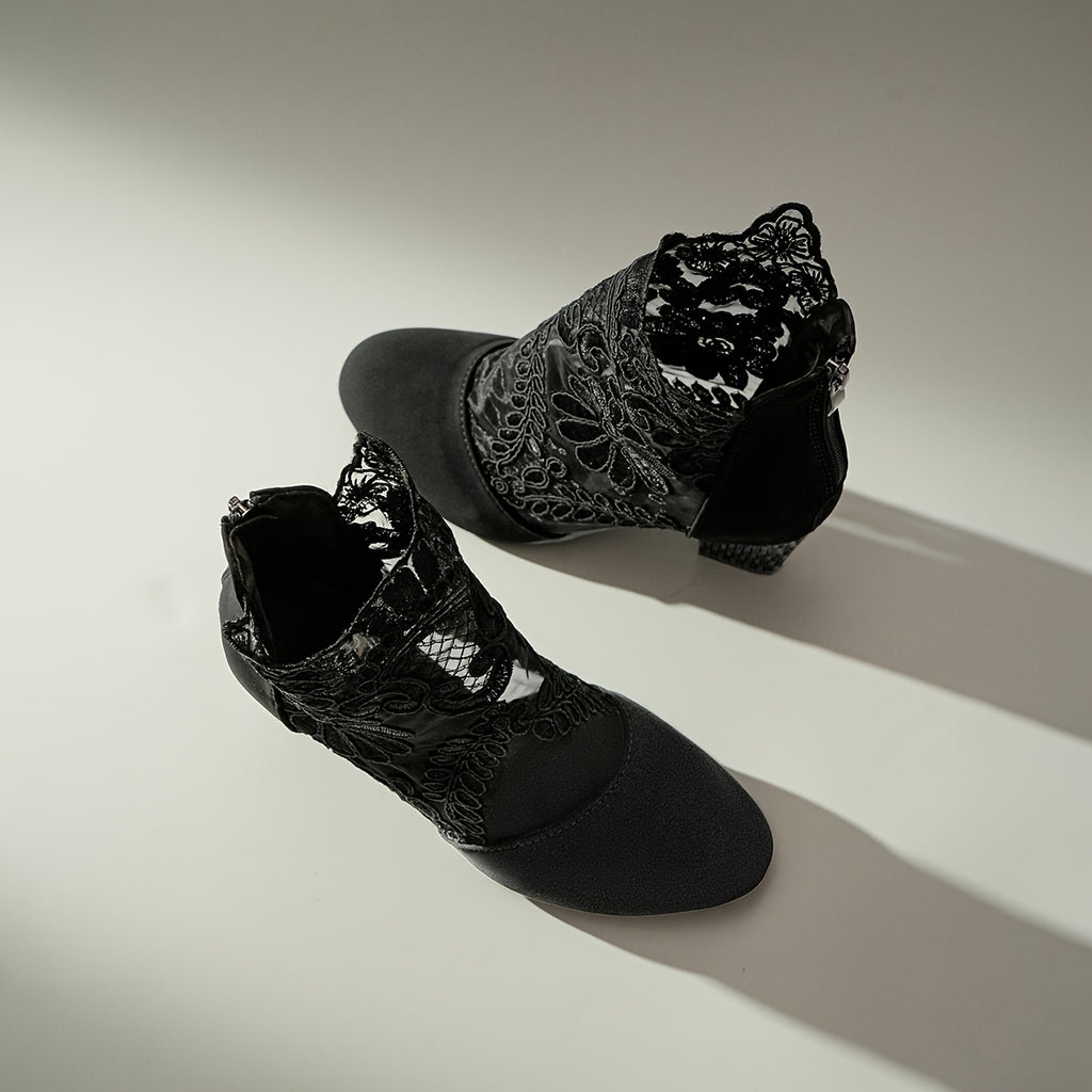 Botas Femininas de Tornozelo: Preto com renda bordada - salto bloco em malha, estilo Gótico e Bohemian. Presente ideal para mulheres, perfeitas para vestidos elegantes, festas, casamentos e viagens