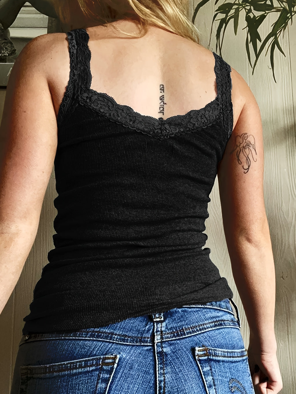 Top de alças sem mangas com estampado de borboletas e renda contrastante, Top de alças sem mangas Y2K para a primavera e o verão, Roupa feminina