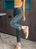 Calças de ganga de cintura alta para mulheres - Ajuste slim, perna reta, comprimento recortado, fecho de correr, calças de fim de semana casuais, uso casual | Calças de ganga bordadas | Botões decorativos, calças de cintura alta