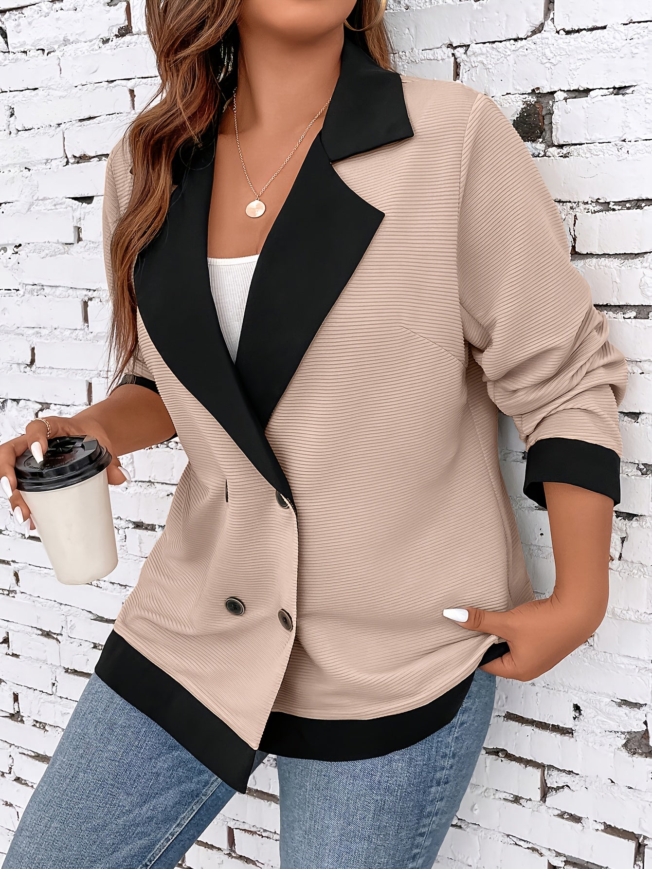 Tamanho Grande - Casaco Casual Feminino Oversize com Abotoadura Dupla e Bloco de Cores para o Dia a Dia