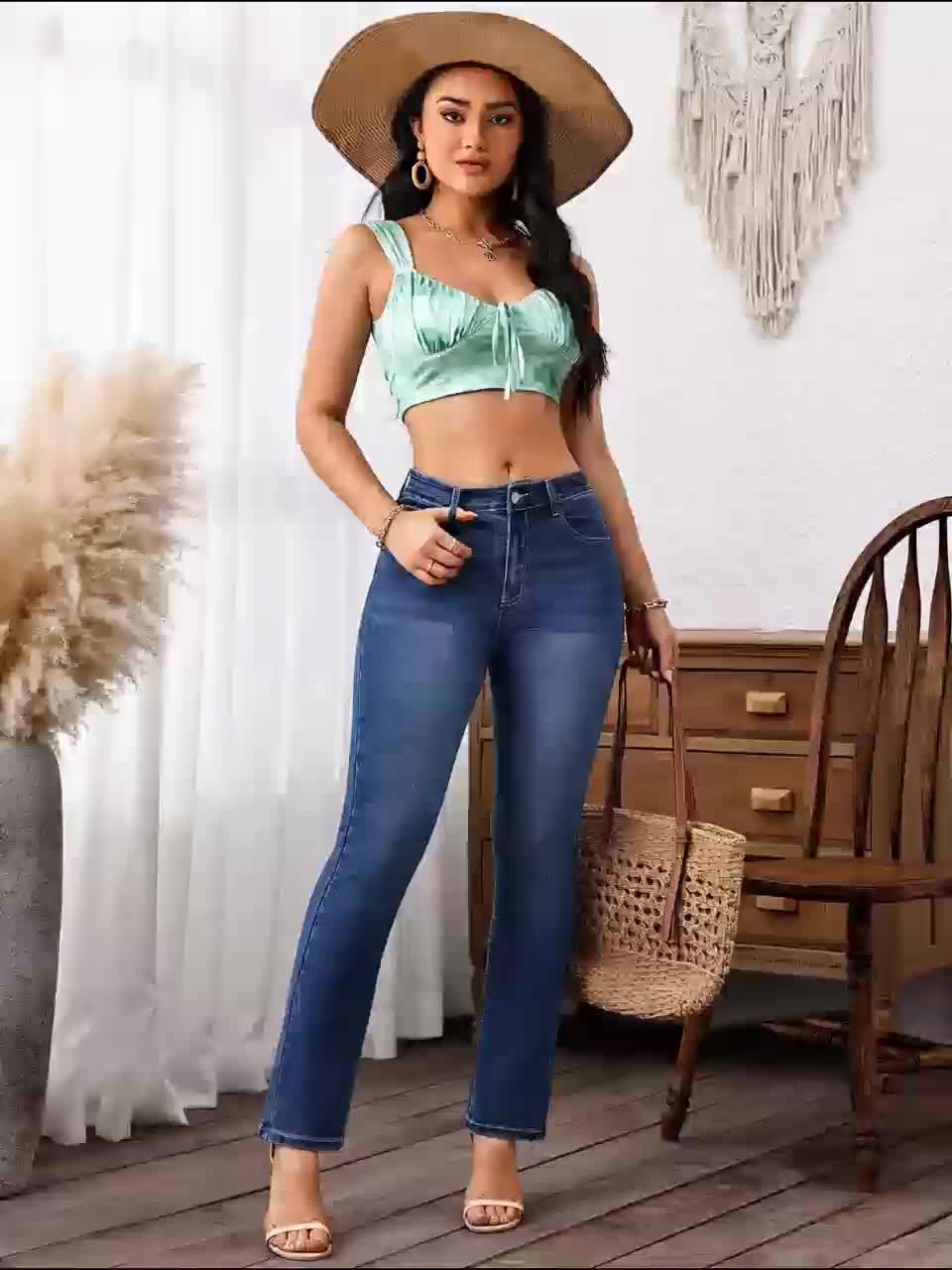 Calças Jeans de Cintura Alta para Mulheres - Pernas Retas com Detalhes Bordados, 73% Algodão, Conforto para Todas as Estações, Azul Médio Casual Streetwear