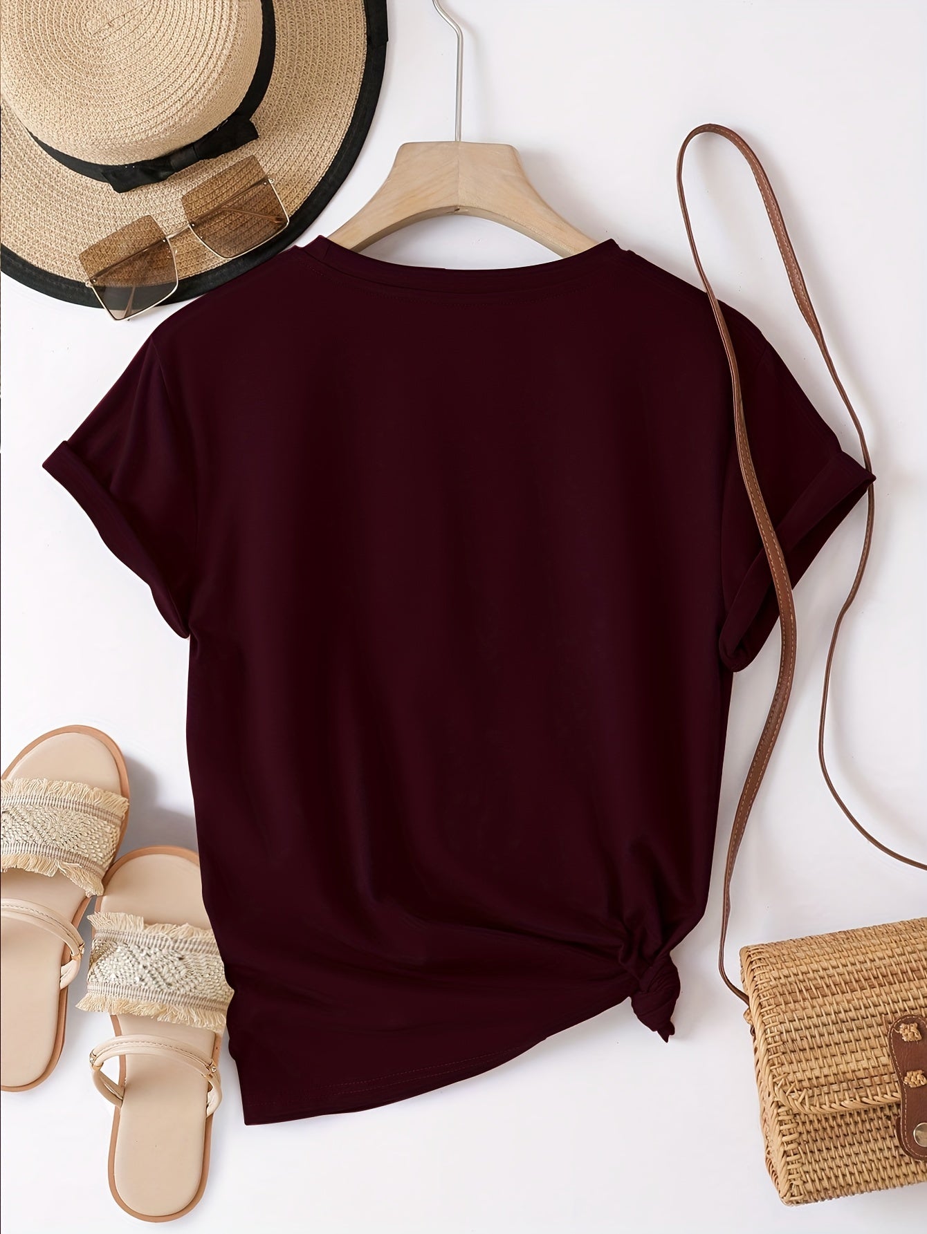 T-shirt casual de gola redonda para mulheres com estampa de coração e letra - Design "Belo", manga curta, ajuste solto, preto, perfeito para primavera/verão/outono, T-shirts femininas