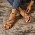 Sandálias de dedo slip-on casuais e elegantes com sola rasa, apresentando um design clássico de cor sólida e cruzes, perfeitas para usar ao ar livre.