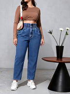 Calças jeans femininas plus size de cintura alta e afunilada, estilo casual e elegante, adequadas para todas as estações