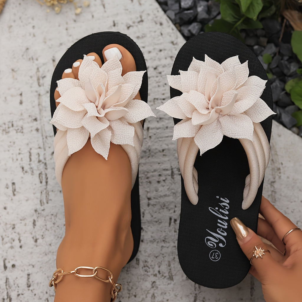 Chinelas Florais para Mulheres, com Decoração Floral, em Cores Sólidas, para Todas as Estações, de Calçar, Estilo de Férias, Com Parte Superior em Tecido, Sola e Palmilha em EVA, Salto Médio, com Origem em Taizhou para a América do Norte e Europa.