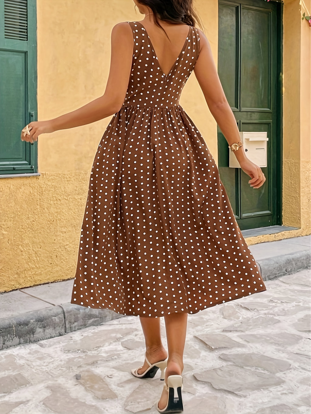 Vestido de verão elegante para mulher com decote em V e bolinhas com fecho - Marrom e branco, sem mangas, perfeito para ocasiões casuais e formais, atitude casual|Decote em V elegante|Vestido com fecho