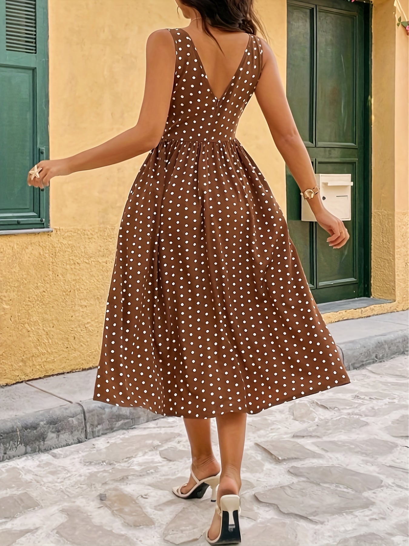 Vestido de verão elegante para mulher com decote em V e bolinhas com fecho - Marrom e branco, sem mangas, perfeito para ocasiões casuais e formais, atitude casual|Decote em V elegante|Vestido com fecho