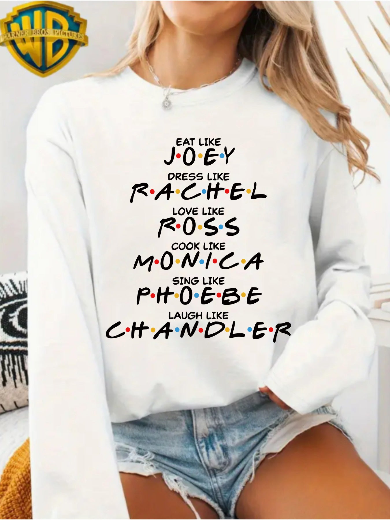 Camiseta Gráfica Inspirada no Episódio Central Perk da Série Friends - Personagens e Frases Icônicas, Manga Longa com Gola Redonda Macia, Lavagem à Máquina, Íntegra para Fãs de "Friends" (Design do Logo WB) - Camiseta Pop Culture das Séries TV com Expressões Cultuadas, Tecido Opaco, Uso em Todos os Meses, Estilo Completo, Ideal Para Admiradores Da Aclamada Produção