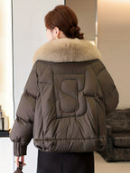 Casaco de Inverno Feminino com Gola em Pele Sintética, Acolchoado Curto Estiloso e Jovem para Looks Descontraídos