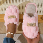 Chinelos de interior de pelúcia para mulheres - Sapatos de casa quentes e macios, sola de EVA antiderrapante, calçado de lounge aconchegante para todas as estações em preto/branco/bege/ - Presente perfeito para casa, spa ou ocasiões especiais - Design fácil de limpar e não lavável, chinelos para senhoras, conforto em casa, simples slipon, construção durável, calçado confortável, lounge em casa, elegante slipon, material amigável com a pele, sapatos slipon, apaixonados por spa